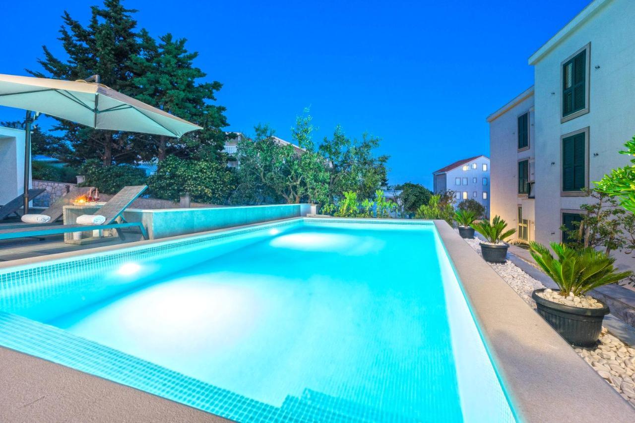 Summer Breeze Pool Apartments Новалья Экстерьер фото